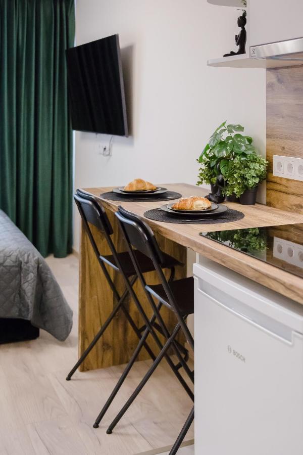 Stylish Apartment In Zverynas Vilnius Ngoại thất bức ảnh