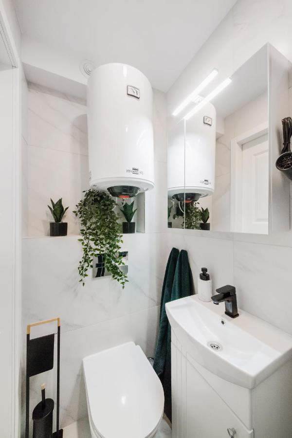 Stylish Apartment In Zverynas Vilnius Ngoại thất bức ảnh